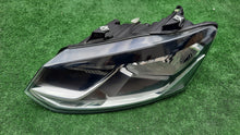 Laden Sie das Bild in den Galerie-Viewer, Frontscheinwerfer VW Polo 6c1 6C1941005B LED Links Scheinwerfer Headlight