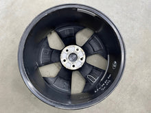 Load image into Gallery viewer, 1x Alufelge 19 Zoll 7.5" 5x112 50ET Glanz Schwarz 10A601025H VW Id.3 Rim Wheel FEL4754887612gv