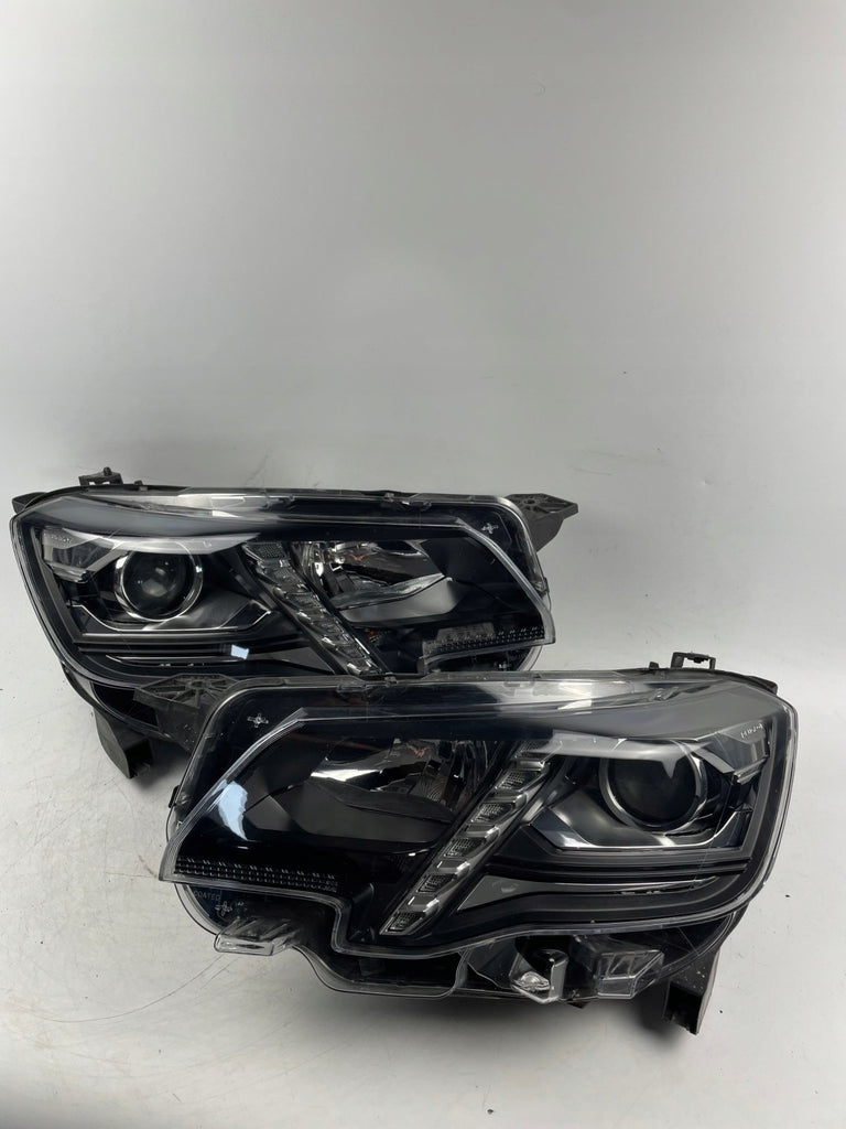 Frontscheinwerfer Peugeot Partner Rifter 90146217 Ein Satz Headlight SCH4743657832jv