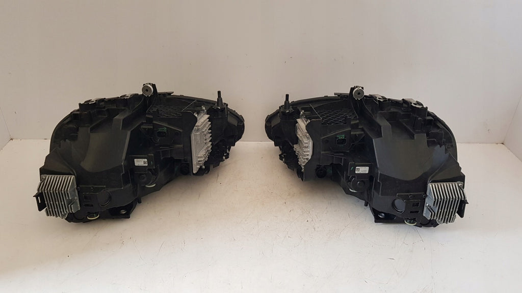 Frontscheinwerfer BMW 2 G42 8083635 8083636 LED Ein Satz Scheinwerfer Headlight SCH9093136193li