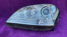 Load image into Gallery viewer, Frontscheinwerfer Mercedes-Benz W164 Xenon Rechts Scheinwerfer Headlight