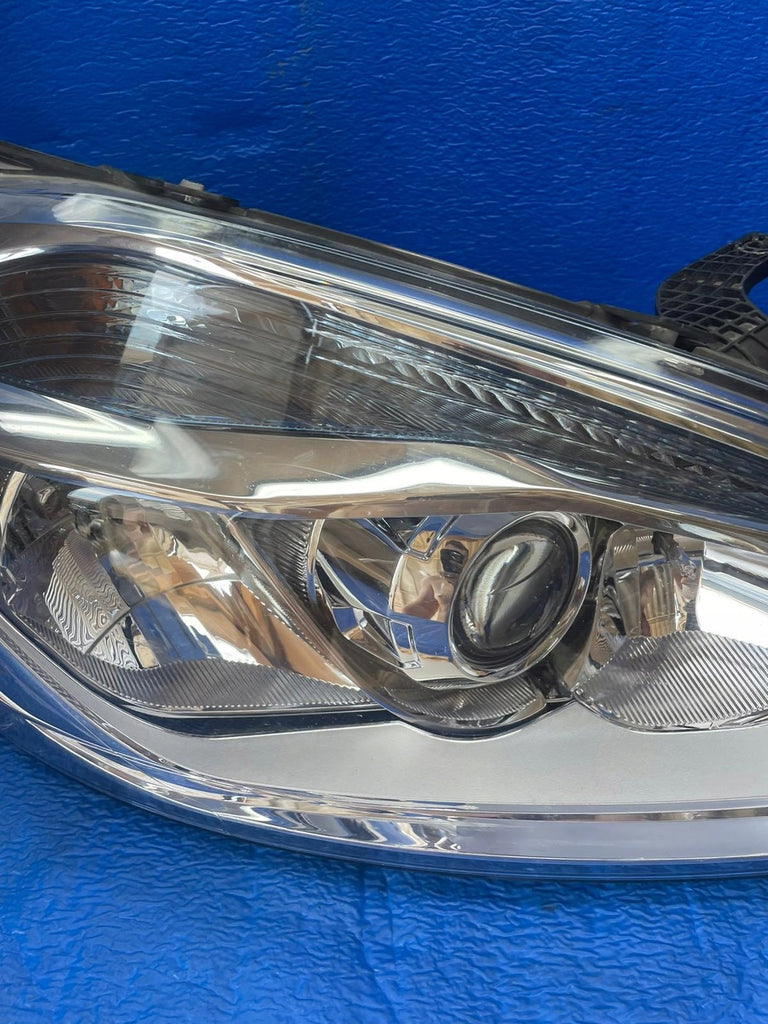 Frontscheinwerfer Ford Custom BK21-13D152-BJ Rechts Scheinwerfer Headlight