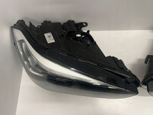 Laden Sie das Bild in den Galerie-Viewer, Frontscheinwerfer BMW X1 F48 5A01177 5A01178 LED Ein Satz Scheinwerfer Headlight SCH7302011704qe