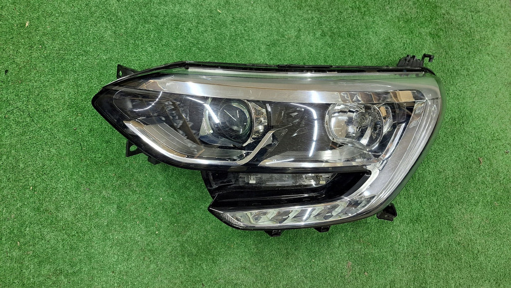 Frontscheinwerfer Renault Megane 260603157R LED Links Scheinwerfer Headlight