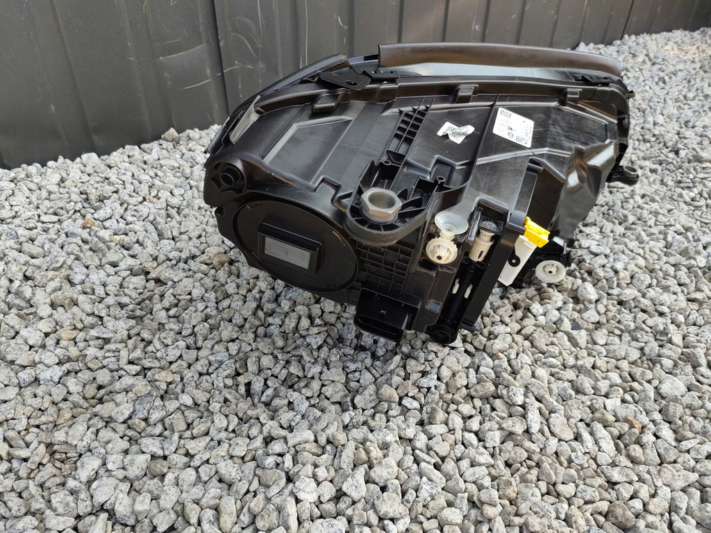 Frontscheinwerfer Mercedes-Benz Gle A1679068309 LED Rechts oder Links