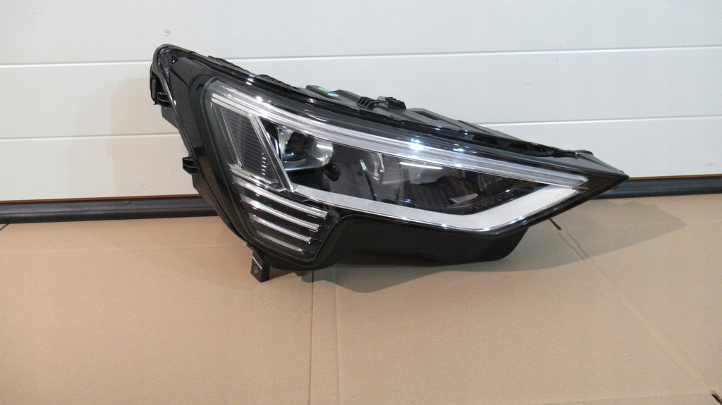 Frontscheinwerfer Audi E-Tron 4KE941040 Rechts Scheinwerfer Headlight