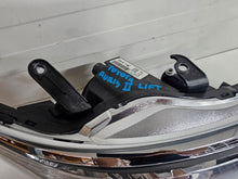 Laden Sie das Bild in den Galerie-Viewer, Frontscheinwerfer Toyota Auris 8113002K30 LED Rechts Scheinwerfer Headlight