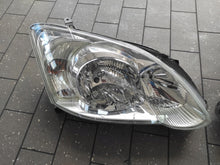 Laden Sie das Bild in den Galerie-Viewer, Frontscheinwerfer Toyota 89900170 89900169 8111002381 Rechts oder Links