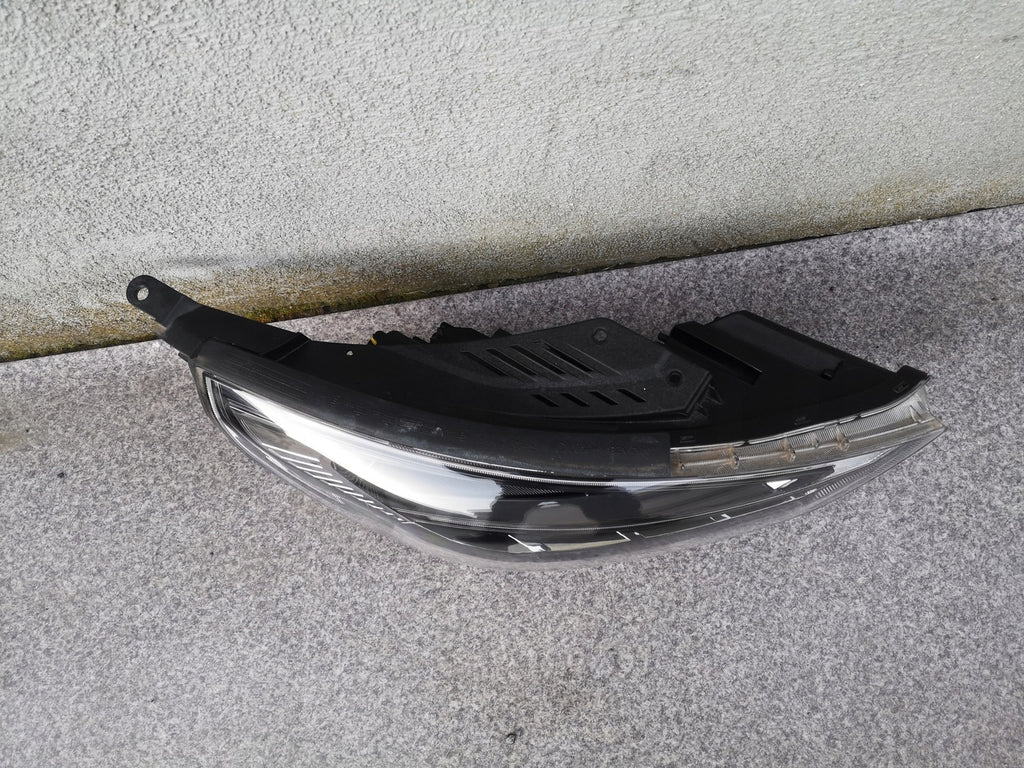 Frontscheinwerfer Hyundai I30 III 92102G4600 Full LED Rechts Headlight