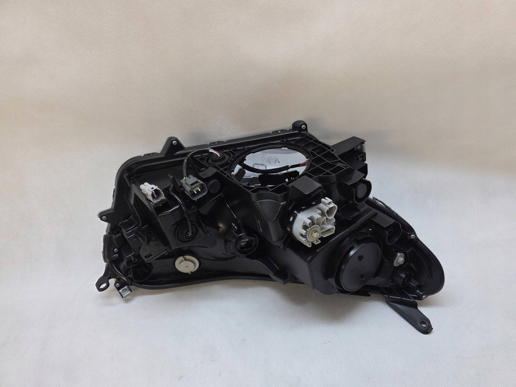 Frontscheinwerfer Toyota SPP15801 W3049K03 Links Scheinwerfer Headlight SCH9518181867ll