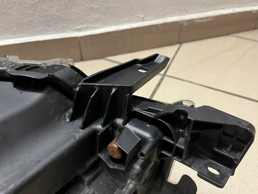 Frontscheinwerfer Toyota Hilux VIII 1EJ-923364 Rechts Scheinwerfer Headlight