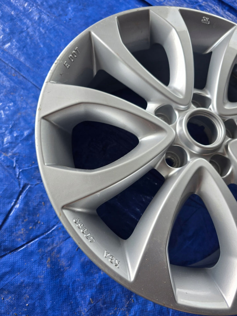 1x Alufelge 17 Zoll 7.0" 5x114.3 47ET Glanz Grau KE409-1K200 Nissan Juke FEL3741239002xu