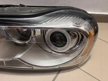 Load image into Gallery viewer, Frontscheinwerfer Volvo Xc90 I 31111845 Xenon Links Scheinwerfer Headlight SCH9133946968ha