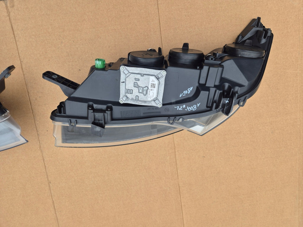 Frontscheinwerfer Fiat Ducato 1394430080 1392600080 LED Ein Satz Headlight SCH9380571271yz