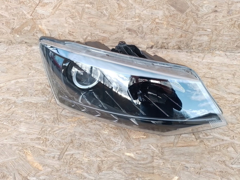 Frontscheinwerfer Skoda Fabia III 6V1941016B Rechts Scheinwerfer Headlight SCH3840848008dz