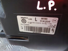 Load image into Gallery viewer, Frontscheinwerfer VW Transporter 7E1941015AD Ein Stück (Rechts oder Links)