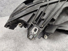 Load image into Gallery viewer, Frontscheinwerfer Mercedes-Benz W246 A2468205361 LE13A6316030129520100 Links SCH3538297968ml