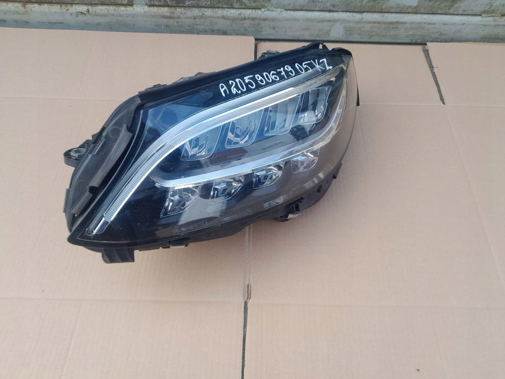Frontscheinwerfer BMW W205 A2059067905 Ein Stück (Rechts oder Links) Headlight SCH6433876616kf