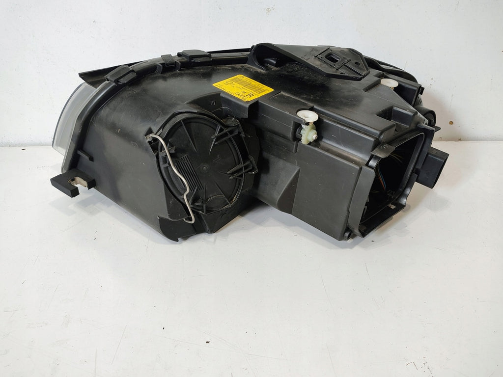 Frontscheinwerfer Audi A3 8P0941004A Rechts Scheinwerfer Headlight SCH1677631756js