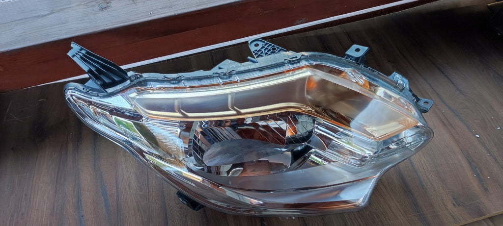 Frontscheinwerfer Mitsubishi L200 8301C738 Rechts Scheinwerfer Headlight SCH9198370055bk