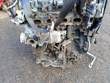 Laden Sie das Bild in den Galerie-Viewer, Motor Renault Master III M9T706 2.3 2019 Diesel Engine Unkomplett