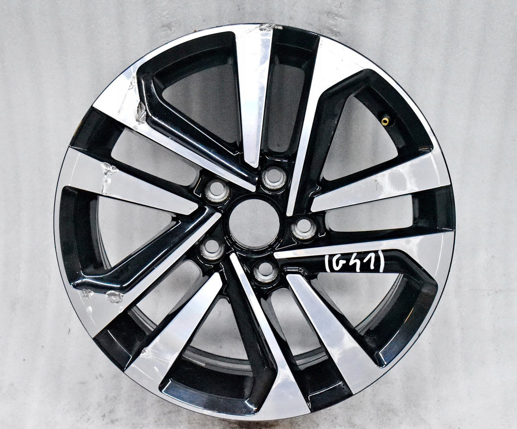 1x Alufelge 16 Zoll 6.5" 5x112 46ET Glanz Schwarz 5G0601025EA VW Golf Vii