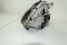 Laden Sie das Bild in den Galerie-Viewer, Frontscheinwerfer Mercedes-Benz W203 2038203761 Xenon Links Headlight SCH9851155468bo