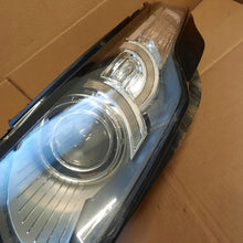 Laden Sie das Bild in den Galerie-Viewer, Frontscheinwerfer Land Rover Range I BJ32-13W030-EC Xenon Rechts oder Links SCH7967489505iy