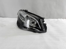 Laden Sie das Bild in den Galerie-Viewer, Frontscheinwerfer Mercedes-Benz W213 A2139069608 LED Rechts Headlight SCH5383792339ef