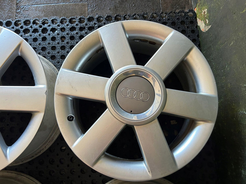 4x Alufelge 16 Zoll 4x100 8L0501025AE Audi A3 Rim Wheel FEL5438474839gn