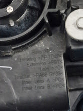 Laden Sie das Bild in den Galerie-Viewer, Frontscheinwerfer Toyota Yaris Rechts Scheinwerfer Headlight