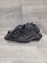 Load image into Gallery viewer, Frontscheinwerfer Audi A4 B7 8E0941030 Xenon Rechts Scheinwerfer Headlight SCH6837984218cw