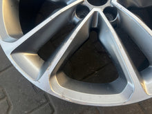 Laden Sie das Bild in den Galerie-Viewer, 1x Alufelge 19 Zoll 7.5" 5x114.3 Glanz 529102W410 Hyundai Tucson Santa Fe FEL6570728180ei