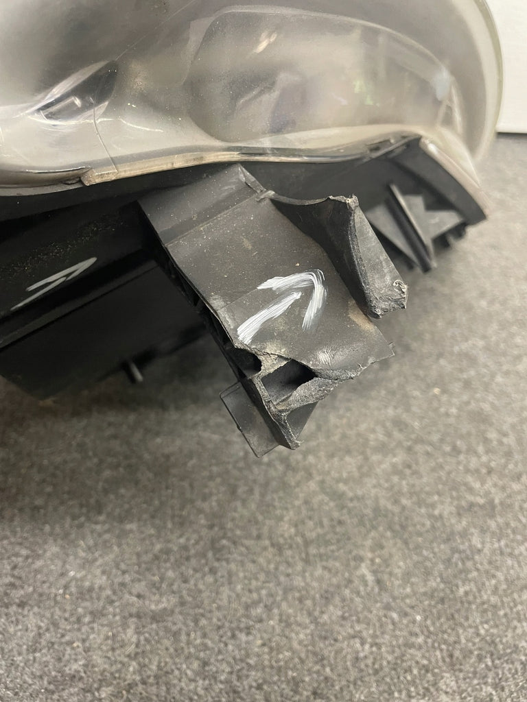 Frontscheinwerfer Opel Zafira B A 0301214282 13252471 Bi-Xenon Rechts Headlight