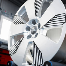 Load image into Gallery viewer, 4x Alufelge 19 Zoll 8.0" 5x112 34ET Glanz Silber 4KE601025L Audi E-Tron FEL9883331248lh