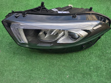 Laden Sie das Bild in den Galerie-Viewer, Frontscheinwerfer Mercedes-Benz W177 A1779064703 Links Scheinwerfer Headlight SCH1553206086ni