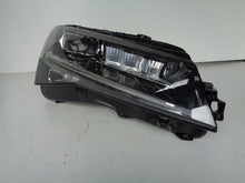Laden Sie das Bild in den Galerie-Viewer, Frontscheinwerfer Skoda Superb III 3V1941016D Full LED Rechts Headlight