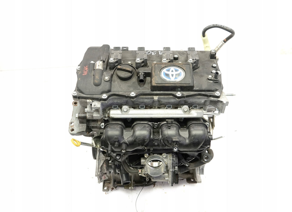 Motor Toyota Auris 2ZR-FXE 1.8 72kW Hybrid Engine Unkomplett