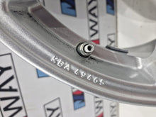 Load image into Gallery viewer, 1x Alufelge 17 Zoll 7.0" 5x112 49ET Glanz Silber KBA49465 BMW 1 Rim Wheel FEL6083379082ht