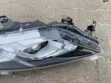 Laden Sie das Bild in den Galerie-Viewer, Frontscheinwerfer Mitsubishi Eclipse Cross Full LED Rechts Headlight