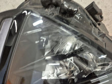 Laden Sie das Bild in den Galerie-Viewer, Frontscheinwerfer Kia Sportage V -30734- Rechts Scheinwerfer Headlight SCH2721794006rq