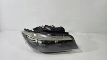 Laden Sie das Bild in den Galerie-Viewer, Frontscheinwerfer BMW 3 E91 E90 12484246235 Rechts Scheinwerfer Headlight SCH6295789835da