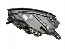 Laden Sie das Bild in den Galerie-Viewer, Frontscheinwerfer Mercedes-Benz Gls X167 A1679068206 Rechts Headlight