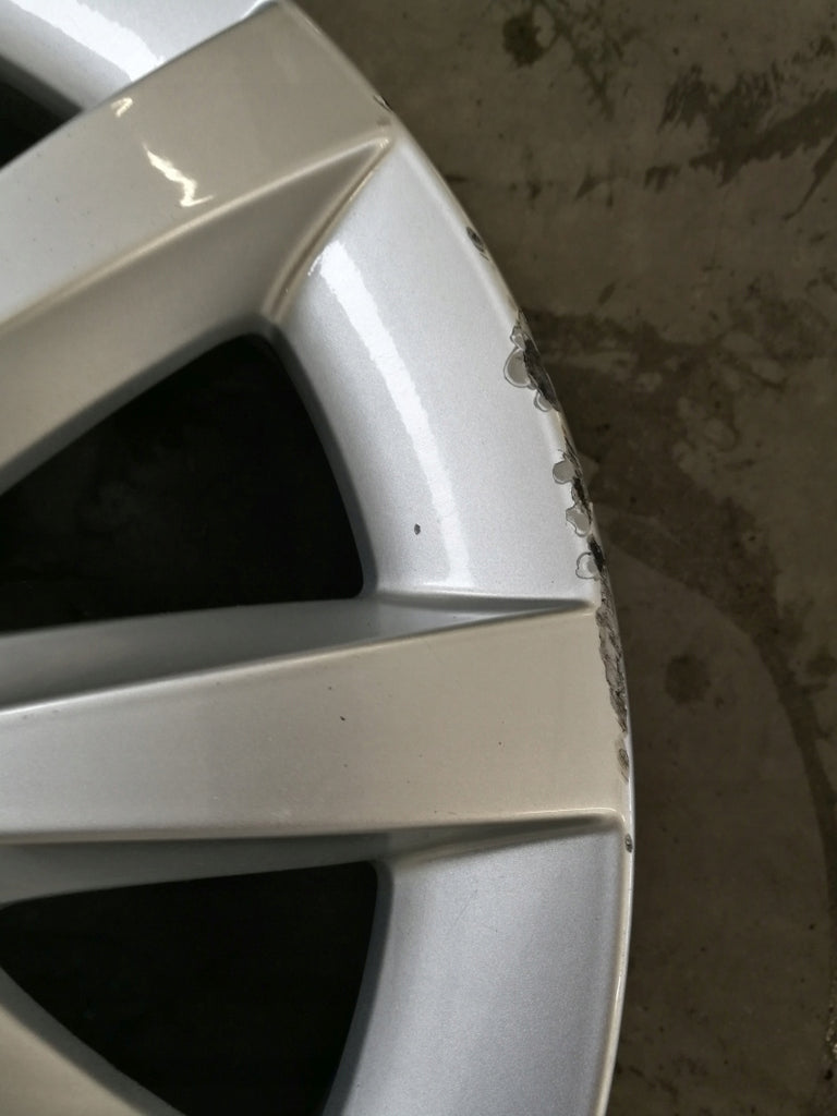 1x Alufelge 16 Zoll 6.5" 5x112 49ET Glanz Silber A2464010202 Mercedes-Benz FEL8415841338kv