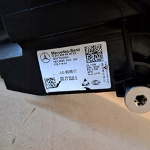 Laden Sie das Bild in den Galerie-Viewer, Frontscheinwerfer Mercedes-Benz Eqa Eqb A2439068900 LED Links Headlight SCH8044368827bd