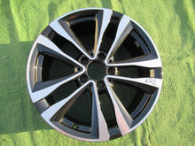 Laden Sie das Bild in den Galerie-Viewer, 1x Alufelge 18 Zoll 7.5&quot; 5x112 49ET Glanz Schwarz A1774012700 Mercedes-Benz W177