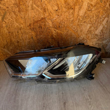 Laden Sie das Bild in den Galerie-Viewer, Frontscheinwerfer VW Polo 2G1941006C 2G1941005C Ein Satz Scheinwerfer Headlight SCH2131693100er