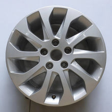 Laden Sie das Bild in den Galerie-Viewer, 1x Alufelge 16 Zoll 6.5&quot; 5x112 46ET 5F0601025A Seat Leon Rim Wheel