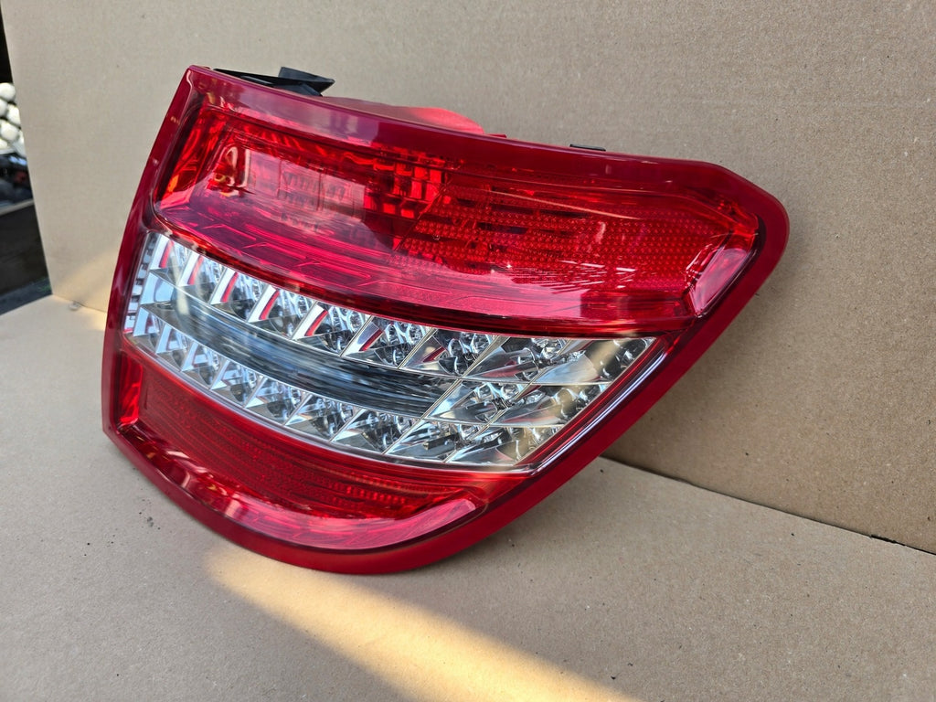 Rückleuchte Mercedes-Benz 2048204064R Rechts Rearlight