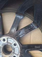 Laden Sie das Bild in den Galerie-Viewer, 1x Alufelge 19 Zoll 8.0" 5x112 57A601025R Skoda Karoq Rim Wheel FEL8584021855yr
